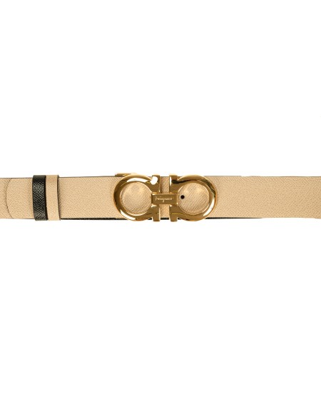 Shop SALVATORE FERRAGAMO  Cintura: Salvatore Ferragamo cintura reversibile Gancini in vitello martellato.
Bicolore.
Lunghezza regolabile.
Altezza: 3.5 cm.
Composizione: 100% vitello.
Made in Italy.. 23A564 DONNAH35-548674546BEIGE/NERO